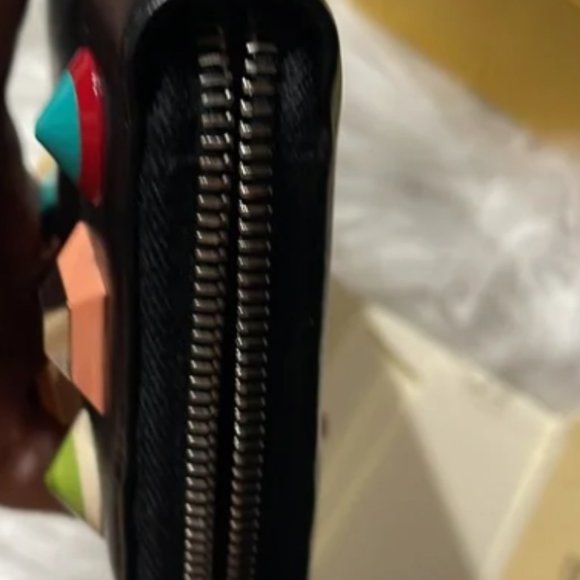 EUC Fendi Vitello Liberty Studded Zip Around Wallet Black - Picture 7 of 9